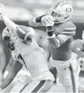  ?? MICHAELLAU­GHLIN/SUN SENTINEL ?? Hurricanes safety Bubba Bolden breaks up a pass against Pittsburgh on Oc. 17.