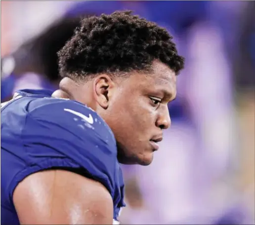  ?? JOHN BLAINE — FOR THE TRENTONIAN ?? Ereck Flowers struggled at left tackle for the Giants in their loss Monday night to the Lions.