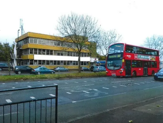  ?? (Ofsted) ?? The ‘learning centre’ was based inside a three-storey office block in west London