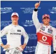  ?? Foto: dpa ?? Eine Aufnahme aus 2012 in Malaysia zeigt Michael Schumacher (links) an der Seite von Lewis Hamilton.