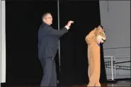  ?? PHOTO BY LAURA CATALANO - FOR MEDIANEWS GROUP ?? West Vincent Elementary School Principal Edward Smith dances with the Wildcat mascot.