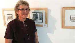  ?? Pictures: MADELEINE CHAPUT ?? SCENERY IN ART FORM: Jen Roland's exhibition ‘ Eastern Cape Insight’ opened at the Floradale Fine Art Gallery on Saturday.