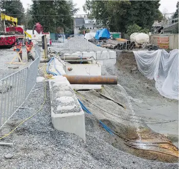  ?? JASON PAYNE/FILES ?? Nearly two million litres of water spill each day from an accidental breach of an aquifer after the installati­on in September 2015 of a geothermal heating system at 7084 Beechwood St. in Vancouver.