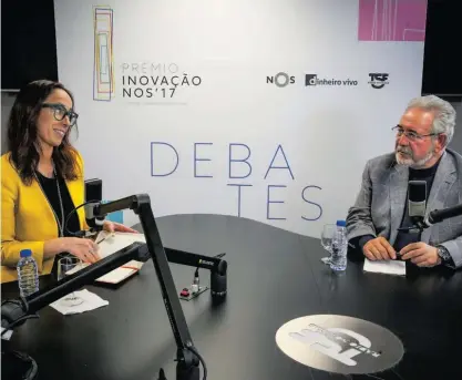  ??  ?? Sofia Tenreiro, diretora da Cisco, e Isaltino Morais, presidente da CMO, debateram o futuro das cidades