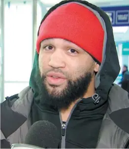  ?? CAPTURE D’ÉCRAN TVA SPORTS ?? Alexis Santos est arrivé à l’aéroport Trudeau hier après-midi.