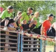 ??  ?? Schwere Hinderniss­e hatten die Teilnehmer beim vierten X- treme Battle des SC Heroldstat­t zu nehmen. Die fünfte Auflage folgt zur Sportwoche 2018.