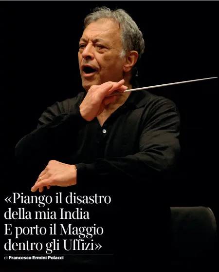  ??  ?? Un giovane di 85 anni Il Maestro Zubin Mehta fotografat­o da Oded Antman