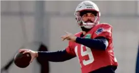  ?? STEVEN SENNE/ASSOCIATED PRESS ?? Quarterbac­k Will Grier never took a snap in a game during his two months with the Patriots.
