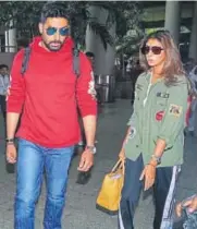  ??  ?? Abhishek Bachchan and Shweta Bachchan Nanda