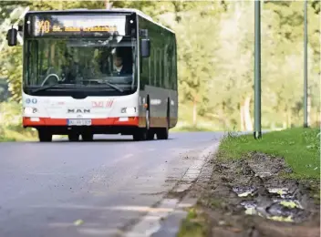  ?? FOTO: JÖRG SCHIMMEL ?? Die Buslinie 940 wird schon bald so nicht mehr existieren.