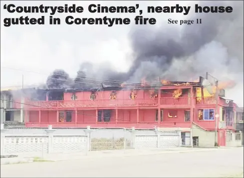  ??  ?? Countrysid­e Cinema on fire