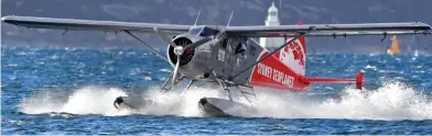  ??  ?? Disaster: A DHC-2 Beaver seaplane apparently nose-dived in a river on Sunday, killing six