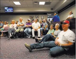  ?? CATHLEEN ALLISON/ LAS VEGAS REVIEW-JOURNAL ?? Four overflow rooms were needed in the Legislativ­e Building as more than 700 people attended a hearing Friday on well water usage.