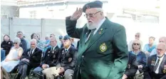  ?? ?? SA LEGION: Ivo Chunnett lays a wreath on behalf of the SA Legion.
