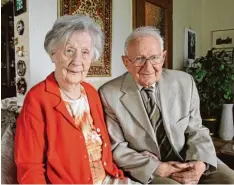  ?? Foto: Silke Federsel ?? Käthe und Hubertus Fischer haben sich vor mehr als 60 Jahren im Tanzcafé Hertlein getroffen. Seitdem sind die beiden ein Paar.