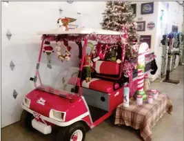  ?? LOANED PHOTO ?? A GOLF CART PARADE featuring carts decorated for Christmas, like this one, has been a tradition at Coyote Wash in Wellton for about a decade.