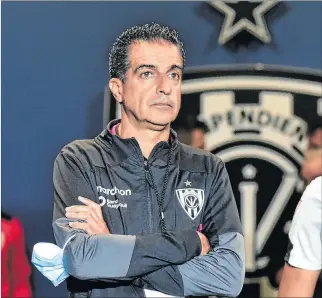  ?? KARINA DEFAS / EXPRESO ?? Aporte. El entrenador Renato Paiva entró en la historia del equipo rayado al conseguir el primer campeonato nacional de la serie A.