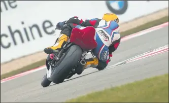  ??  ?? Barwell’s Dan Stamper in action at Donington Park over the Easter bank holiday weekend. Dan is the reigning Pirelli National Superstock 600 champion Photo credit: Mitch Ducran