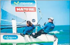  ??  ?? REGALO. Iker Martínez donará dos barcos como los de la imagen.