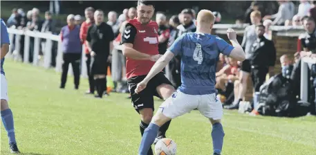  ??  ?? Horden CW (red) are flying high at the top of the Wearside League table.