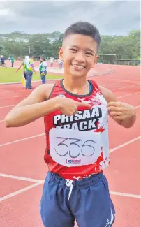  ?? KARL BRYAN PORRAS, SUNSTAR INTERN ?? FIRST GOLD. Unit 5 runner Mary Jane Pagayon clinches the first gold medal at the Davao City Athletic Associatio­n (Dcaa) Meet 2024 by topping the secondary girls 3,000-meter run finals at the University of Mindanao (UM) track oval on Thursday, February 29.