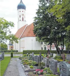  ?? FOTO: LUTZ ?? Bestattung­en werden in Langenensl­ingen erheblich teurer.