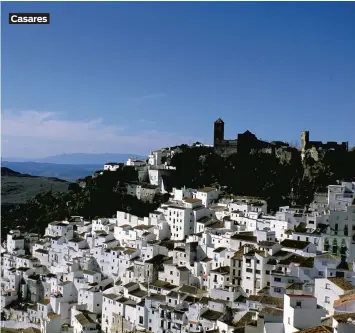  ??  ?? Casares