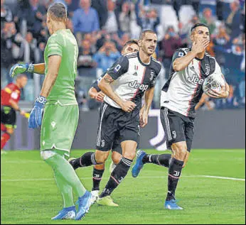  ?? AP ?? Juventus' Cristiano Ronaldo celebrates after converting a penalty against Verona.