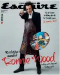  ?? ?? Ronnie Wood, en la portada de junio de Esquire
con traje de Giorgio Armani,
poco antes de irse de gira por Europa con los Rolling Stones.