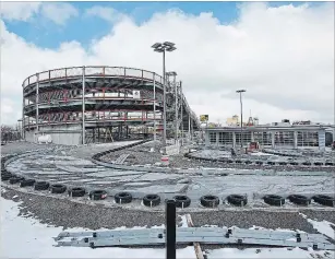  ?? JULIE JOCSAK THE ST. CATHARINES STANDARD ?? The new go-kart track on Clifton Hill, Niagara Speedway, is getting closer to completion.