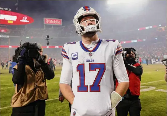  ?? David Eulitt / Getty Images ?? Buffalo quarterbac­k Josh Allen knew the game was far from over when Patrick Mahomes and K.C. got the ball back with 13 seconds to play.