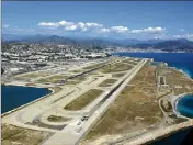  ??  ?? Changement de pilote aux Aéroports de la Côte d’Azur, gestionnai­re de l’aéroport de Nice. (Photo F.C.)