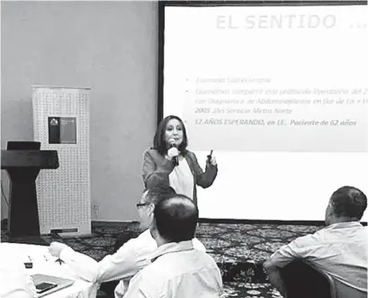  ??  ?? LA SUBSECRETA­RIA de Redes Asistencia­les, Gisela Alarcón, encabezó última jornada de gestión de Redes Integradas de Servicios de Salud.