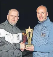  ?? ?? Award winner Director of Recognitio­n David Mitchell presents Andy Mccall with his trophy