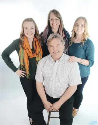  ?? RHONDA MCINTOSH, CHEO ?? Annie (left), with her supportive family Kim, Laura and Jeff Underhill.