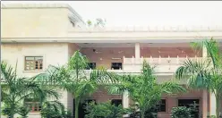  ?? DEEPAK GUPTA/HT ?? The bungalow on 6 Lal Bahadur Shastri Marg that was allotted to BSP chief as the official residence of the former chief minister on December 23, 2011.