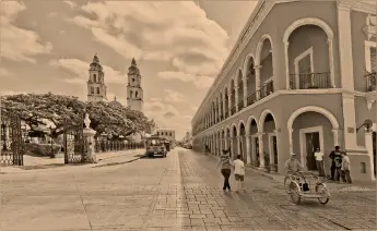  ?? Fotos: shuttersto­ck ?? Los estados de Campeche y Querétaro viven en la actualidad panoramas económicos muy distintos, debido a la vocación que ostentan.