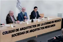  ?? ?? Integrante­s de academias y colegios señalaron una “omisión legislativ­a” por parte del Congreso de la Ciudad de México.