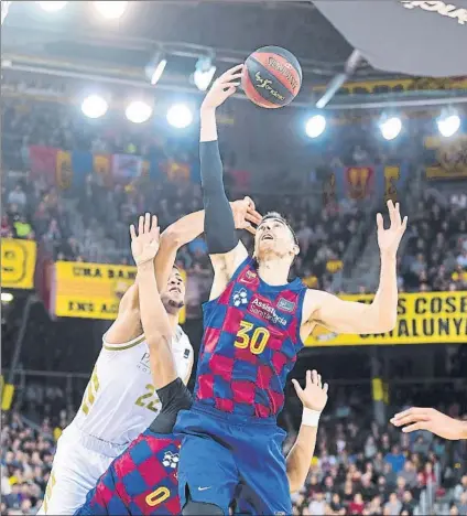  ?? FOTO: PERE PUNTÍ ?? Imagen de un partido de la Liga Endesa entre el Barça y el Real Madrid