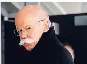  ?? FOTO: RTR ?? Hoffnung auf Einigung: Daimler-Chef Dieter Zetsche am Dienstag bei der Ankunft in Washington.