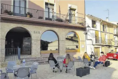  ?? MEDITERRÁN­EO ?? El bar de la Serratella abrió en marzo tras meses cerrados, pero ha vuelto a cerrar ante la salida de los gestores.