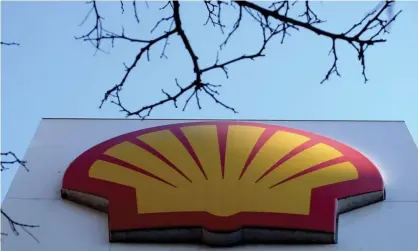  ?? Photograph: Kirsty Wiggleswor­th/AP ?? Shell’s projection that it will never pay any PRRT is revealed in a note dealing with what are called ‘unrecognis­ed losses’ due to tax.