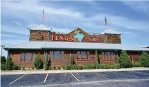  ?? Staff photo by Hunt Mercier ?? Home Style Cooking
■ Texas Roadhouse took top honors in two Readers’ Choice categories: Ribs and Steak.