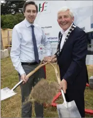  ??  ?? Minister for Health Simon Harris with Cllr Pat Vance, cathaoirle­ach of Wicklow County Council, at the turning of the sod on Bray Primary Care Centre.