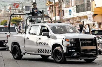  ?? ARACELI LÓPEZ ?? Elementos de la corporació­n en las calles de Colima.