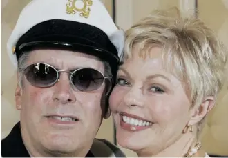  ?? Getty Images/Files ?? Toni Tennille and Daryl Dragon of singing duo Captain & Tennille filed for divorce on Jan. 16.