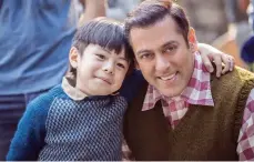  ??  ?? Salman Khan and Matin Rey Tangu from Tubelight