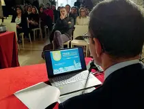  ??  ?? Presentato ieri mattina il concept della candidatur­a di Trani capitale della cultura 2021,
700 anni dalla morte di Dante