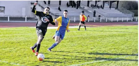  ??  ?? Le club de football de Nogent-le-Rotrou aura son espace de conviviali­té.