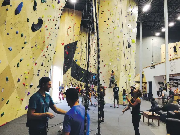  ?? PHOTOS: DREW COPELAND ?? The Ground Up Climbing Centre in Squamish has created several programs for climbers looking to improve their technique.